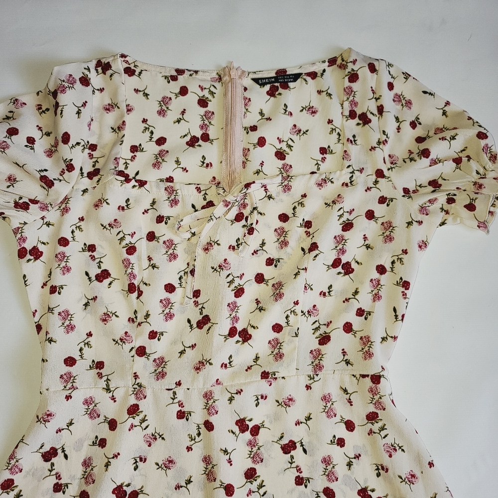 Shein floral dress tie neck cuffed sleeve - Picture 5 of 10
